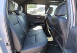 2020 Toyota Tacoma 4WD - Image 17