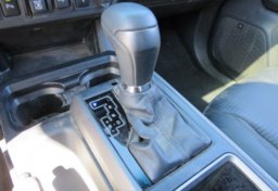 2020 Toyota Tacoma 4WD - Image 11