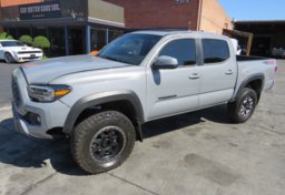 2020 Toyota Tacoma 4WD - Image 1