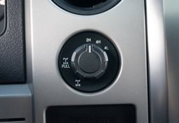 2012 Ford F-150 - Image 9