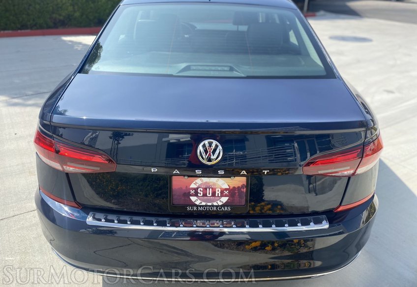 2021 Volkswagen Passat - Image 9