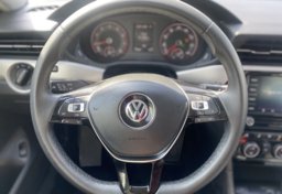 2021 Volkswagen Passat - Image 45