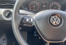 2021 Volkswagen Passat - Image 44