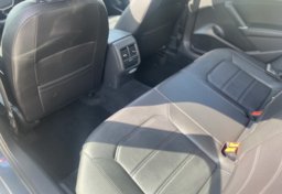 2021 Volkswagen Passat - Image 25