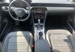 2021 Volkswagen Passat - Image 19