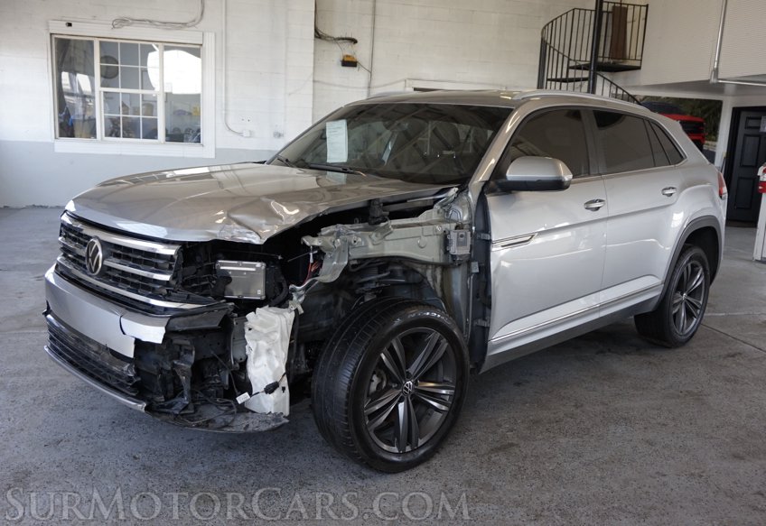 2021 Volkswagen Atlas Cross Sport - Image 4