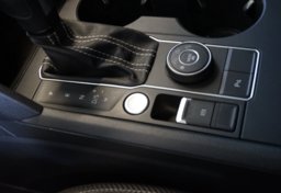 2021 Volkswagen Atlas Cross Sport - Image 46