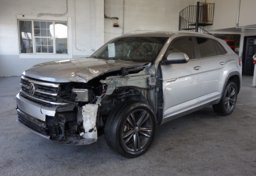 2021 Volkswagen Atlas Cross Sport - Image 2