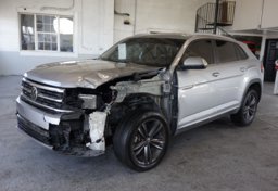 2021 Volkswagen Atlas Cross Sport - Image 4