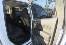 2022 GMC Canyon - Image 30