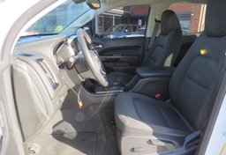 2022 GMC Canyon - Image 21