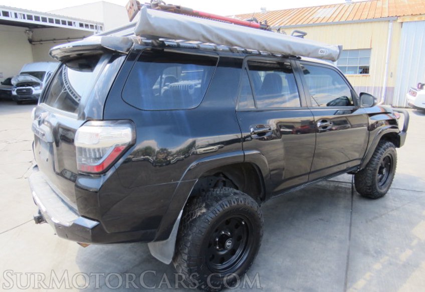 2015 Toyota 4Runner - Image 9