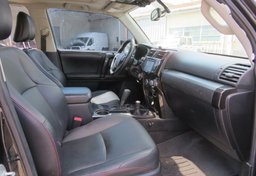 2015 Toyota 4Runner - Image 28