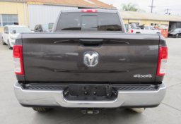 2020 Ram 2500 - Image 12