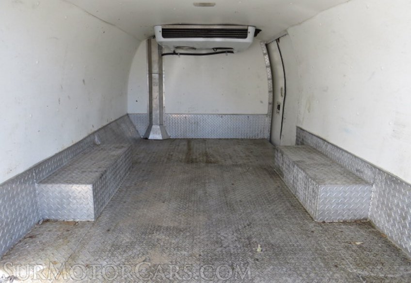 2013 Ford Econoline Cargo Van - Image 29