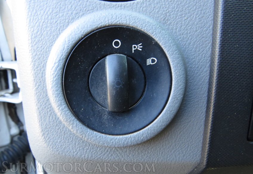 2013 Ford Econoline Cargo Van - Image 34