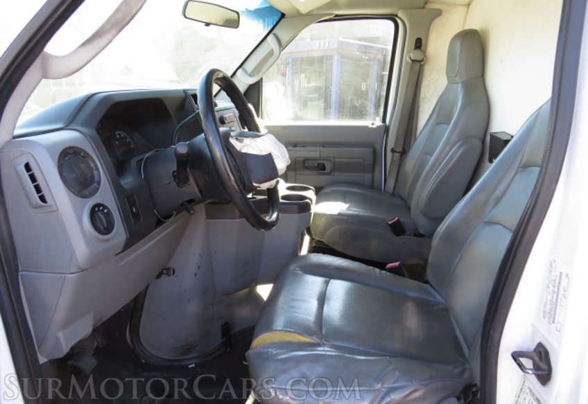 2013 Ford Econoline Cargo Van - Image 25