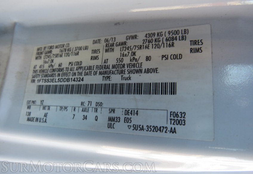 2013 Ford Econoline Cargo Van - Image 40