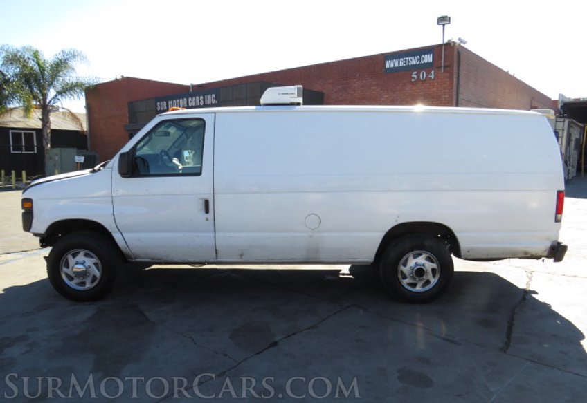 2013 Ford Econoline Cargo Van - Image 11
