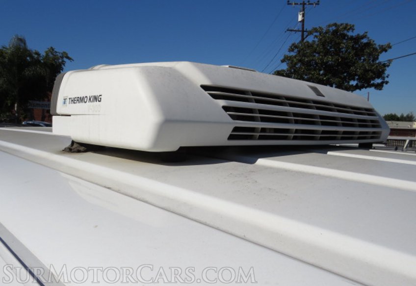 2013 Ford Econoline Cargo Van - Image 20