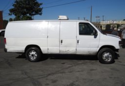 2013 Ford Econoline Cargo Van - Image 12