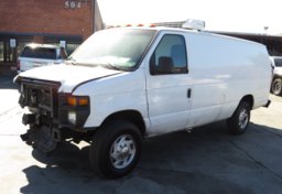 2013 Ford Econoline Cargo Van - Image 3