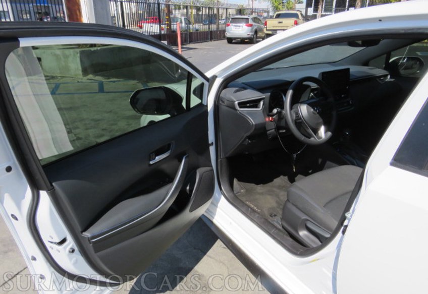 2022 Toyota Corolla - Image 19