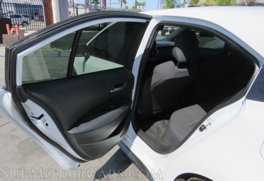 2022 Toyota Corolla - Image 25