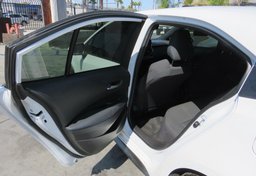 2022 Toyota Corolla - Image 25