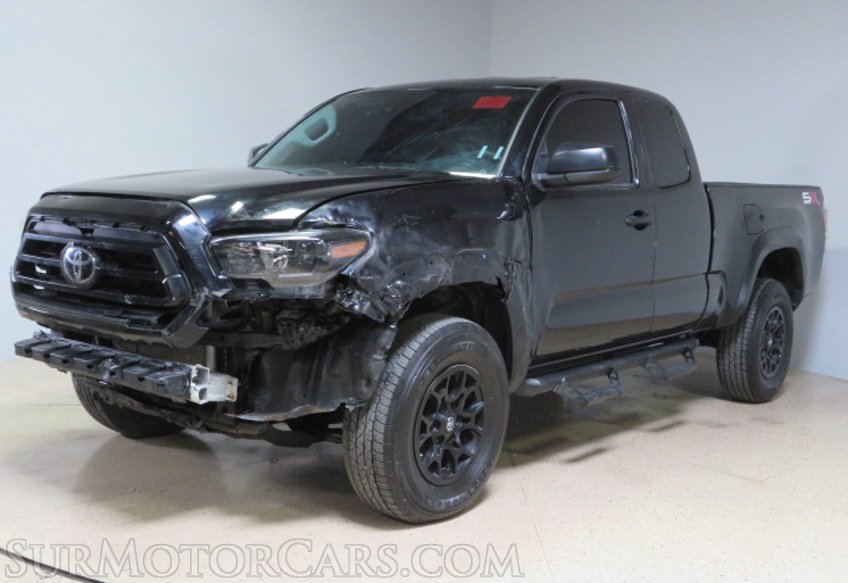 2021 Toyota Tacoma - Image 4