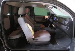 2021 Toyota Tacoma - Image 25