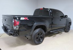 2021 Toyota Tacoma - Image 10