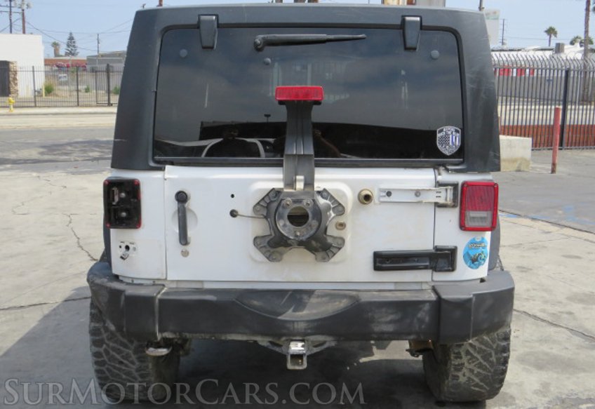 2014 Jeep Wrangler Unlimited - Image 10