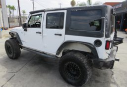 2014 Jeep Wrangler Unlimited - Image 5