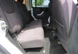 2014 Jeep Wrangler Unlimited - Image 28