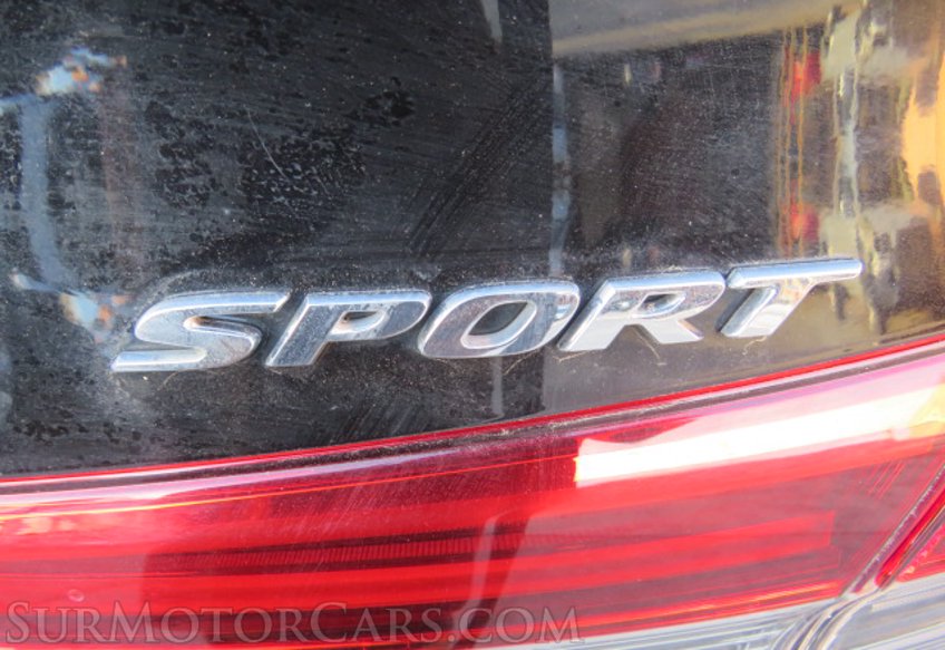 2022 Honda Civic Sedan - Image 16