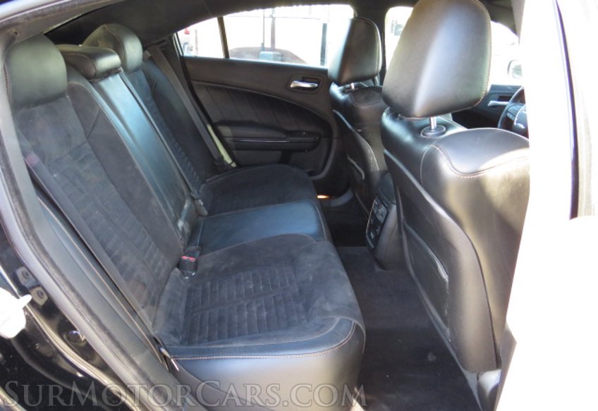 2018 Dodge Charger - Image 29