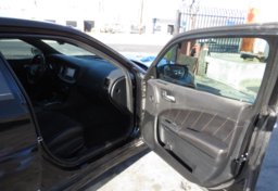 2018 Dodge Charger - Image 18