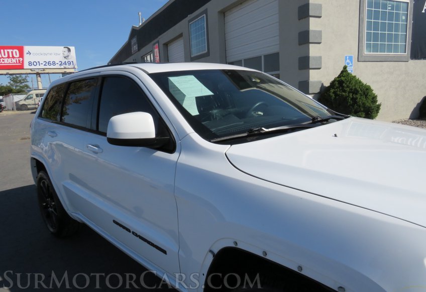2018 Jeep Grand Cherokee - Image 13