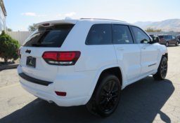 2018 Jeep Grand Cherokee - Image 8