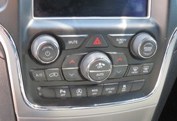 2018 Jeep Grand Cherokee - Image 38