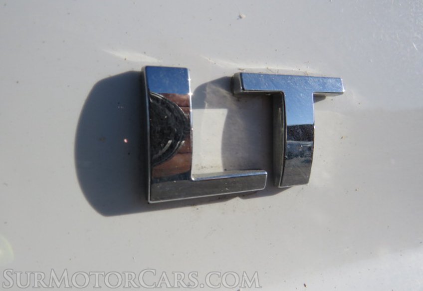 2016 Chevrolet Suburban - Image 17