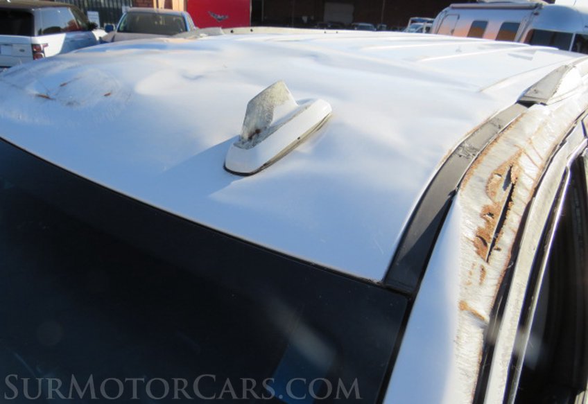 2016 Chevrolet Suburban - Image 13