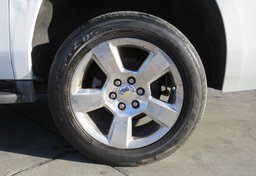 2016 Chevrolet Suburban - Image 19