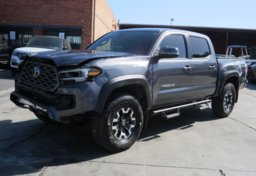 2021 Toyota Tacoma 4WD - Image 3