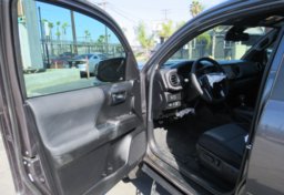 2021 Toyota Tacoma 4WD - Image 22