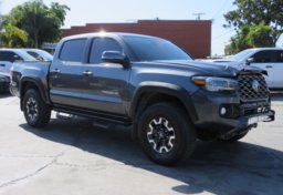 2021 Toyota Tacoma 4WD - Image 4