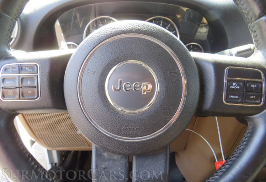 2015 Jeep Wrangler Unlimited - Image 32