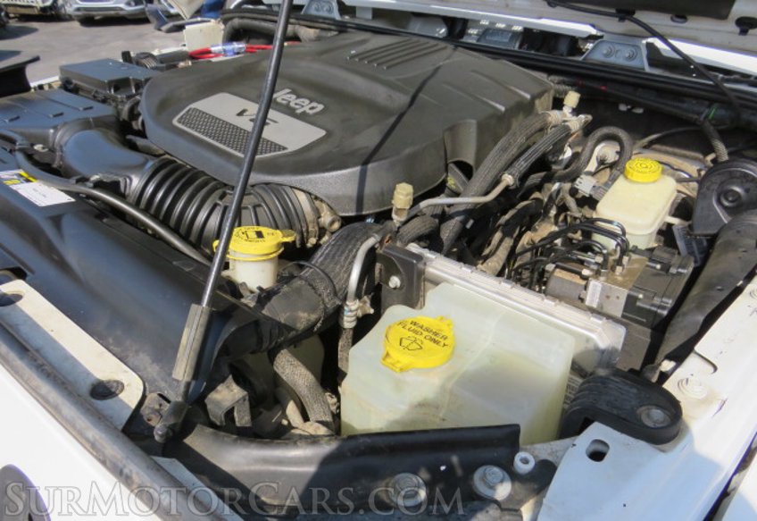 2015 Jeep Wrangler Unlimited - Image 46