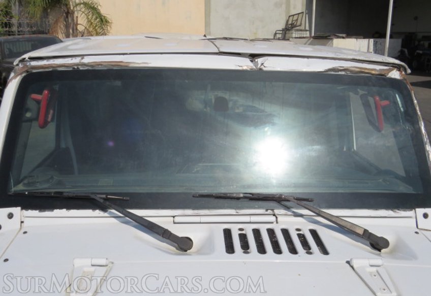 2015 Jeep Wrangler Unlimited - Image 13